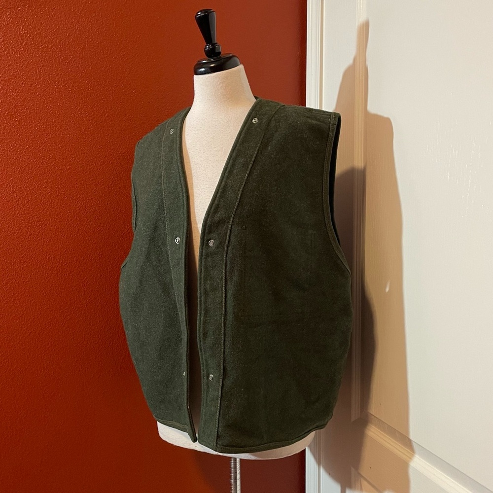Filson Men’s 100% Wool Army Green Outdoor Hunting Hiking Liner Vest